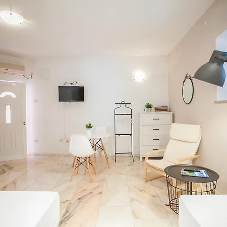 Apartments Emotha Trogir Exterior photo