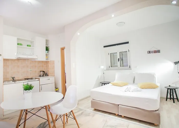 Apartments Emotha
