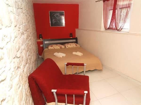 Emotha Apartment *