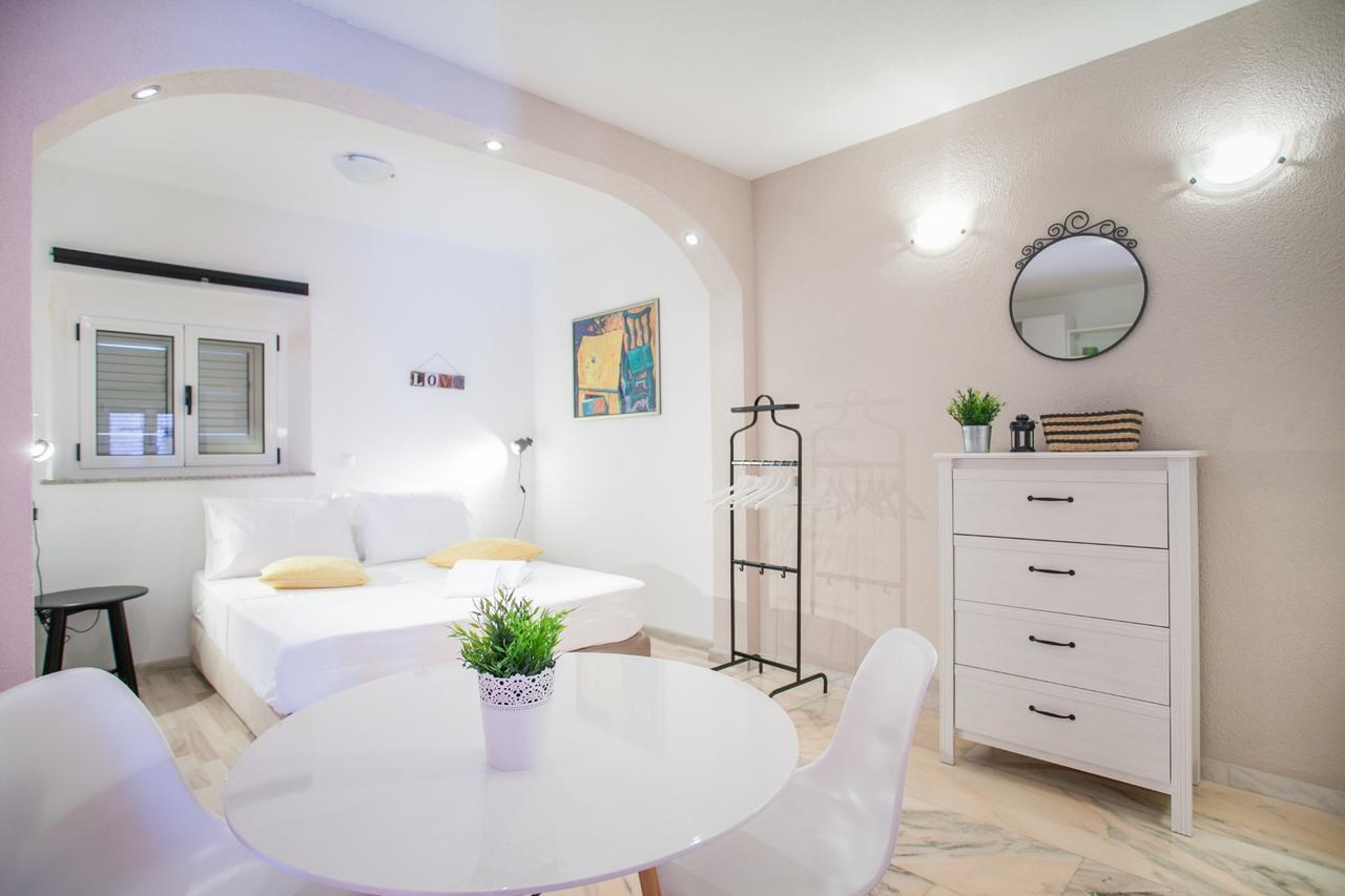 Apartment Emotha *
